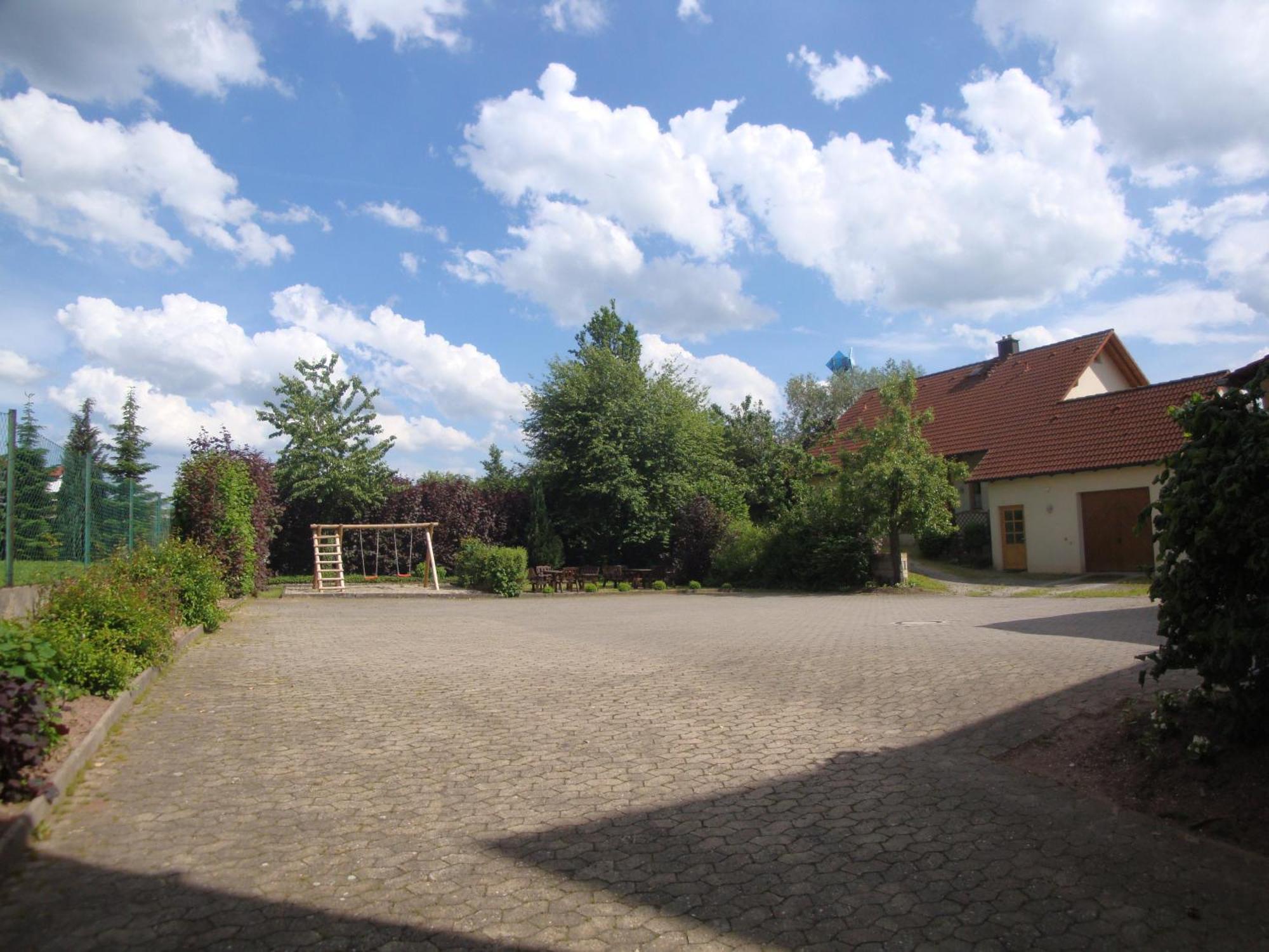 Hotel Gasthof Herderich Schlüsselfeld Exterior foto