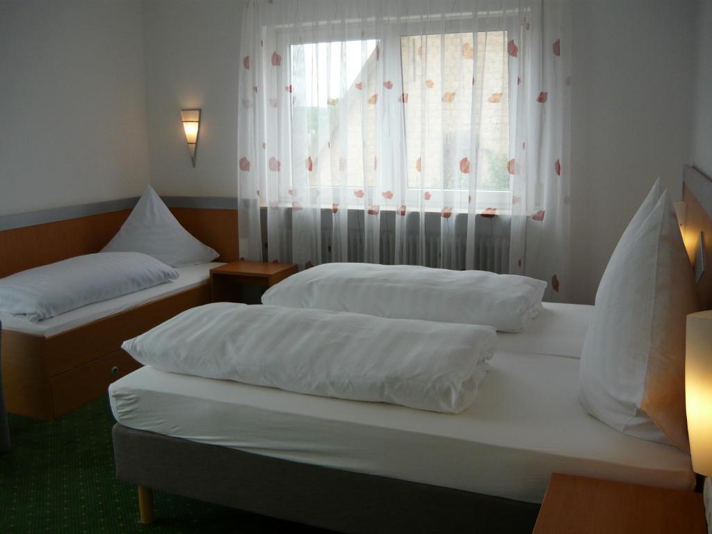 Hotel Gasthof Herderich Schlüsselfeld Habitación foto